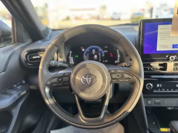 Toyota Yaris Cross 1.5 VVT-i HSD 4x2 Dynamic