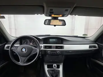 BMW SERIA 3   An 2012   Motor 2 0