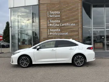 Toyota Corolla 1.8 HSD Dynamic