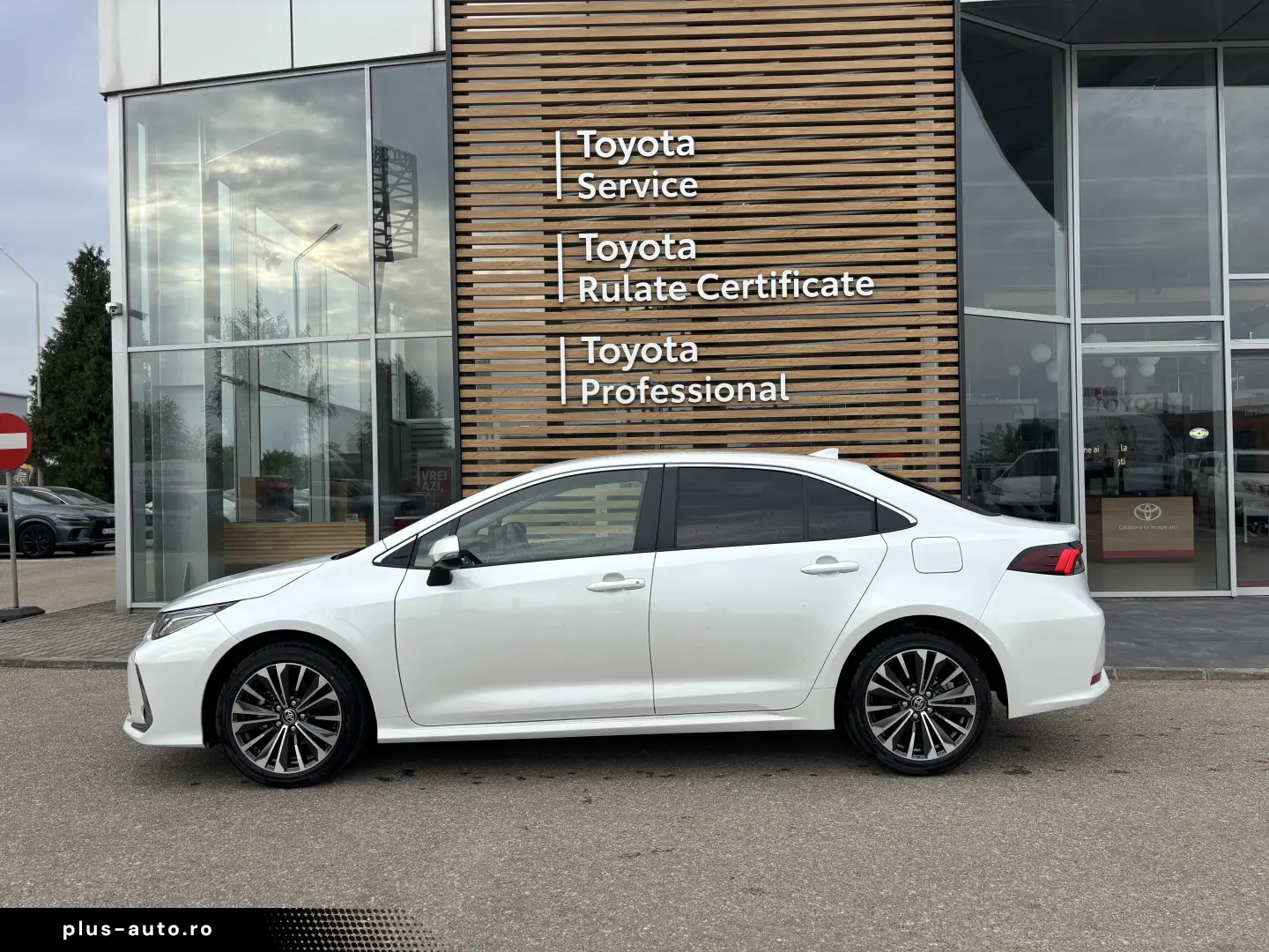 Toyota Corolla 1.8 HSD Dynamic