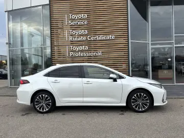 Toyota Corolla 1.8 HSD Dynamic