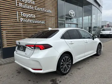 Toyota Corolla 1.8 HSD Dynamic