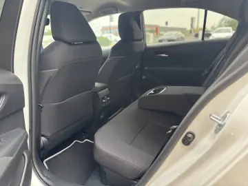 Toyota Corolla 1.8 HSD Dynamic