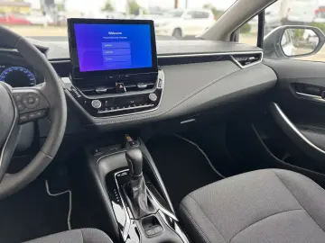 Toyota Corolla 1.8 HSD Dynamic