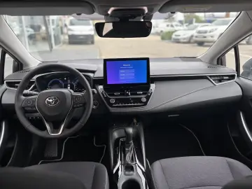 Toyota Corolla 1.8 HSD Dynamic