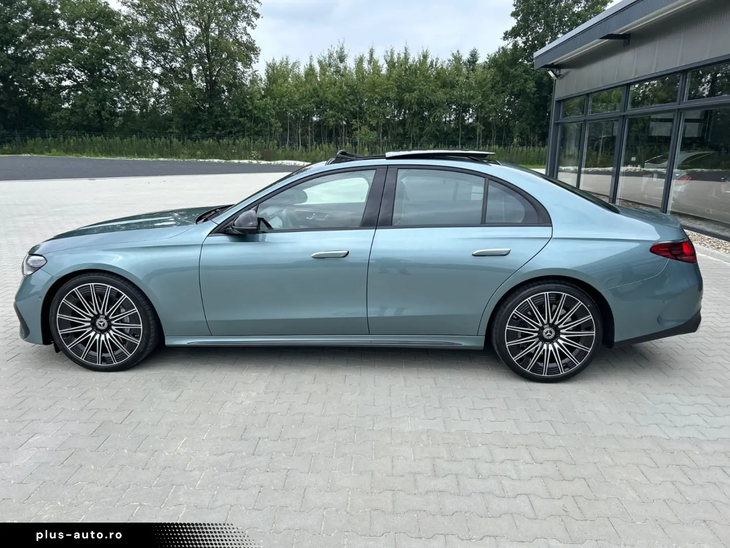 MERCEDES-BENZ E450d 4M AMG Night Premium -HUD-Pano-S&hellip;