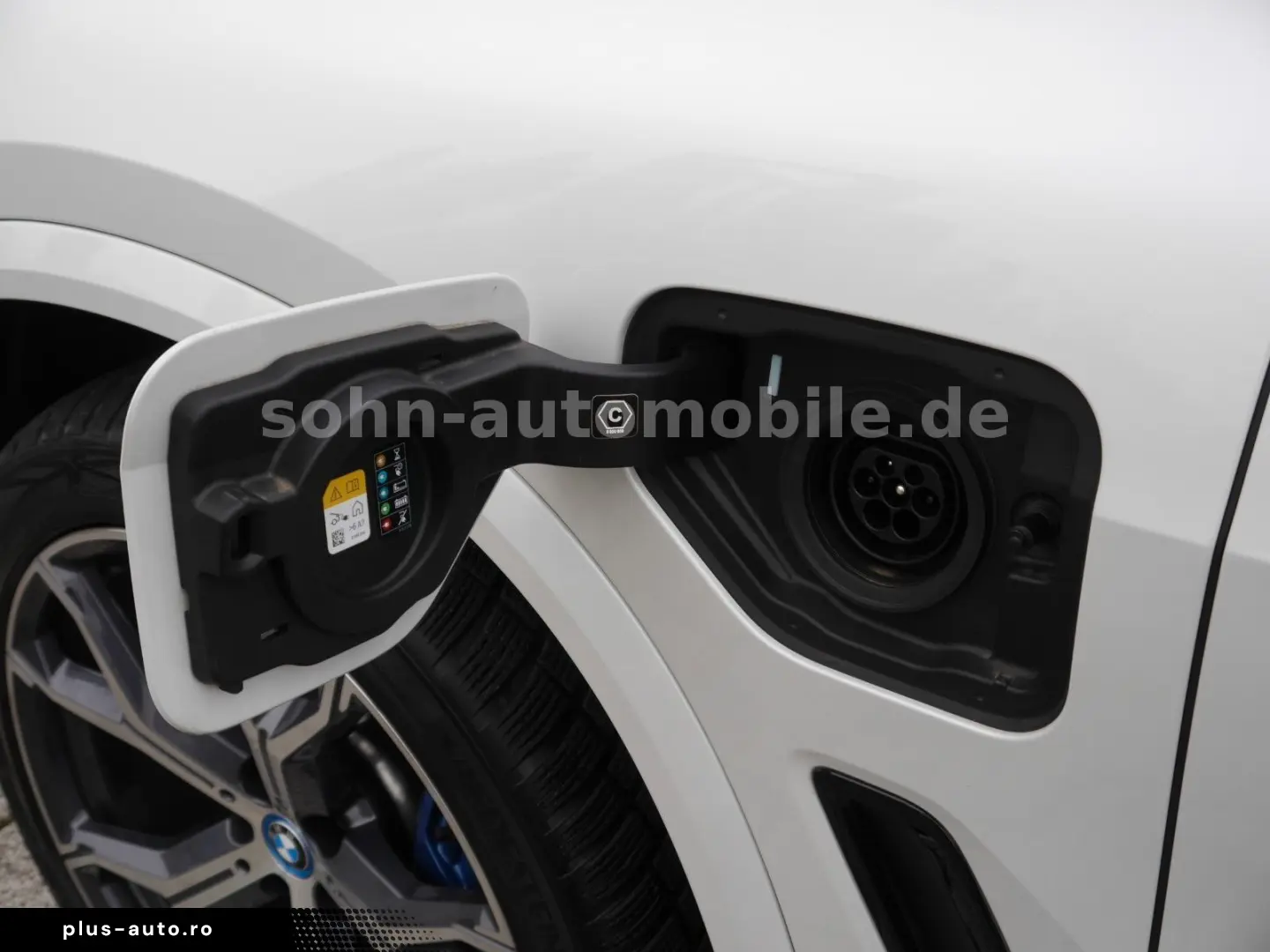 BMW X5 xDr 45e M-Sport PanoSKY Laser Sitzkli ACC 360