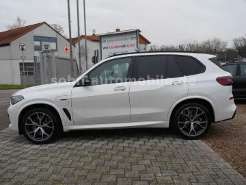 BMW X5 xDr 45e M-Sport PanoSKY Laser Sitzkli ACC 360