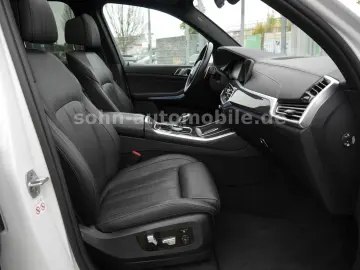 BMW X5 xDr 45e M-Sport PanoSKY Laser Sitzkli ACC 360