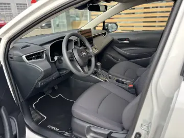 Toyota Corolla Sedan 1.8 HSD Eco