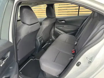 Toyota Corolla Sedan 1.8 HSD Eco