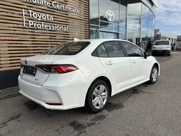 Toyota Corolla Sedan 1.8 HSD Eco