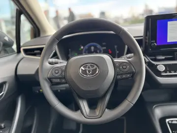 Toyota Corolla Sedan 1.8 HSD Eco