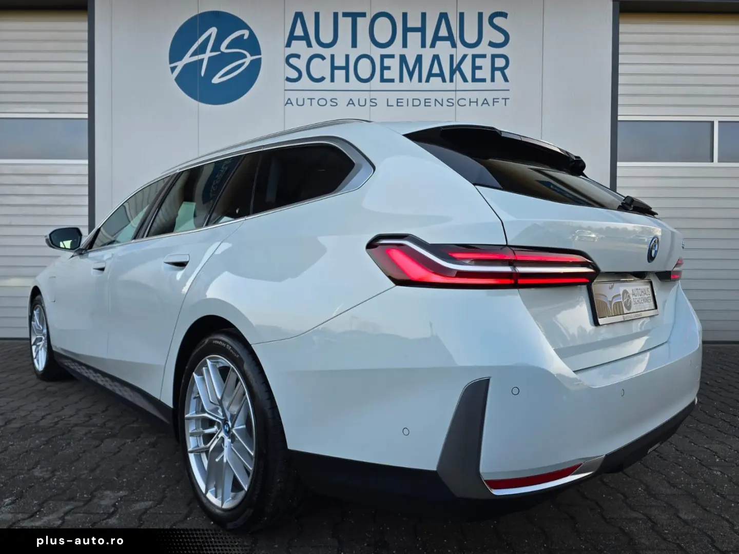 BMW 530e Touring 19´´AHK.ACC ad.LED RFK Dr.Ass  1Hd.