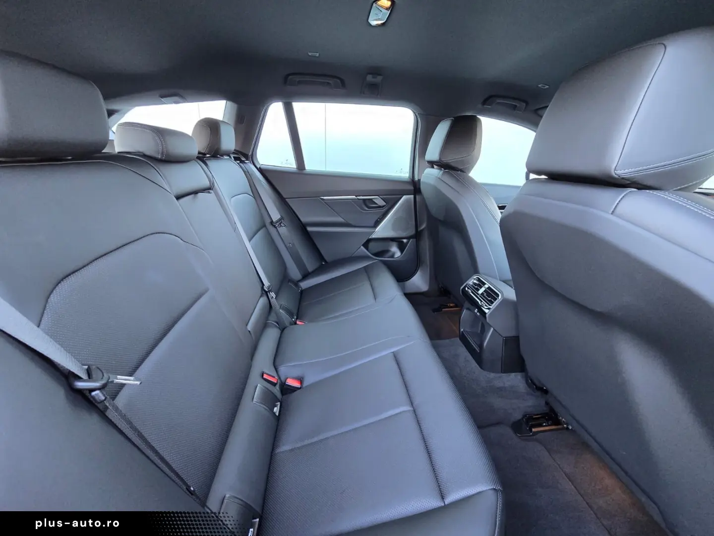 BMW 530e Touring 19´´AHK.ACC ad.LED RFK Dr.Ass  1Hd.