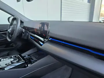 BMW 530e Touring 19´´AHK.ACC ad.LED RFK Dr.Ass  1Hd.