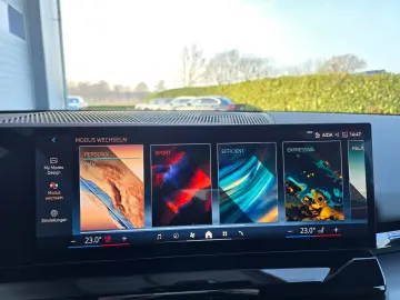 BMW 530e Touring 19´´AHK.ACC ad.LED RFK Dr.Ass  1Hd.