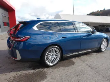 BMW 530 e Touring xDrive EXP € 44990.--