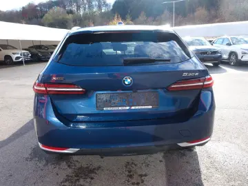 BMW 530 e Touring xDrive EXP € 44990.--
