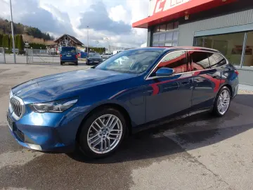 BMW 530 e Touring xDrive EXP € 44990.--