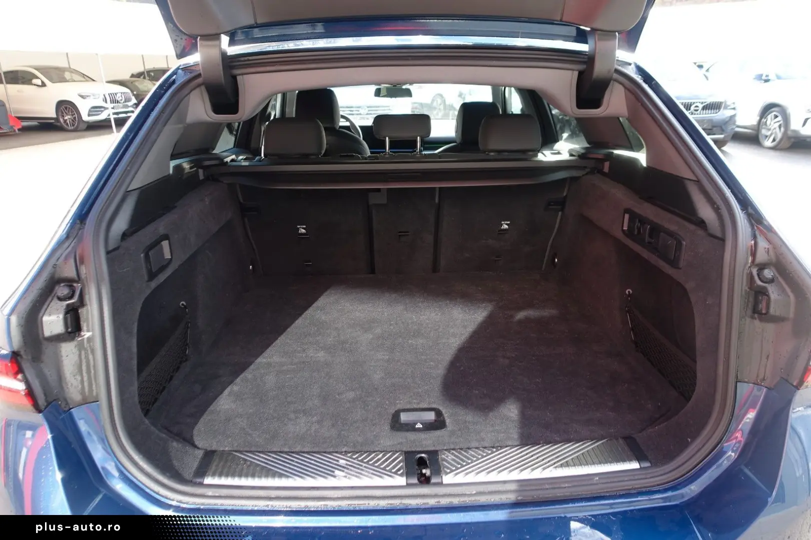 BMW 530 e Touring xDrive EXP € 44990.--