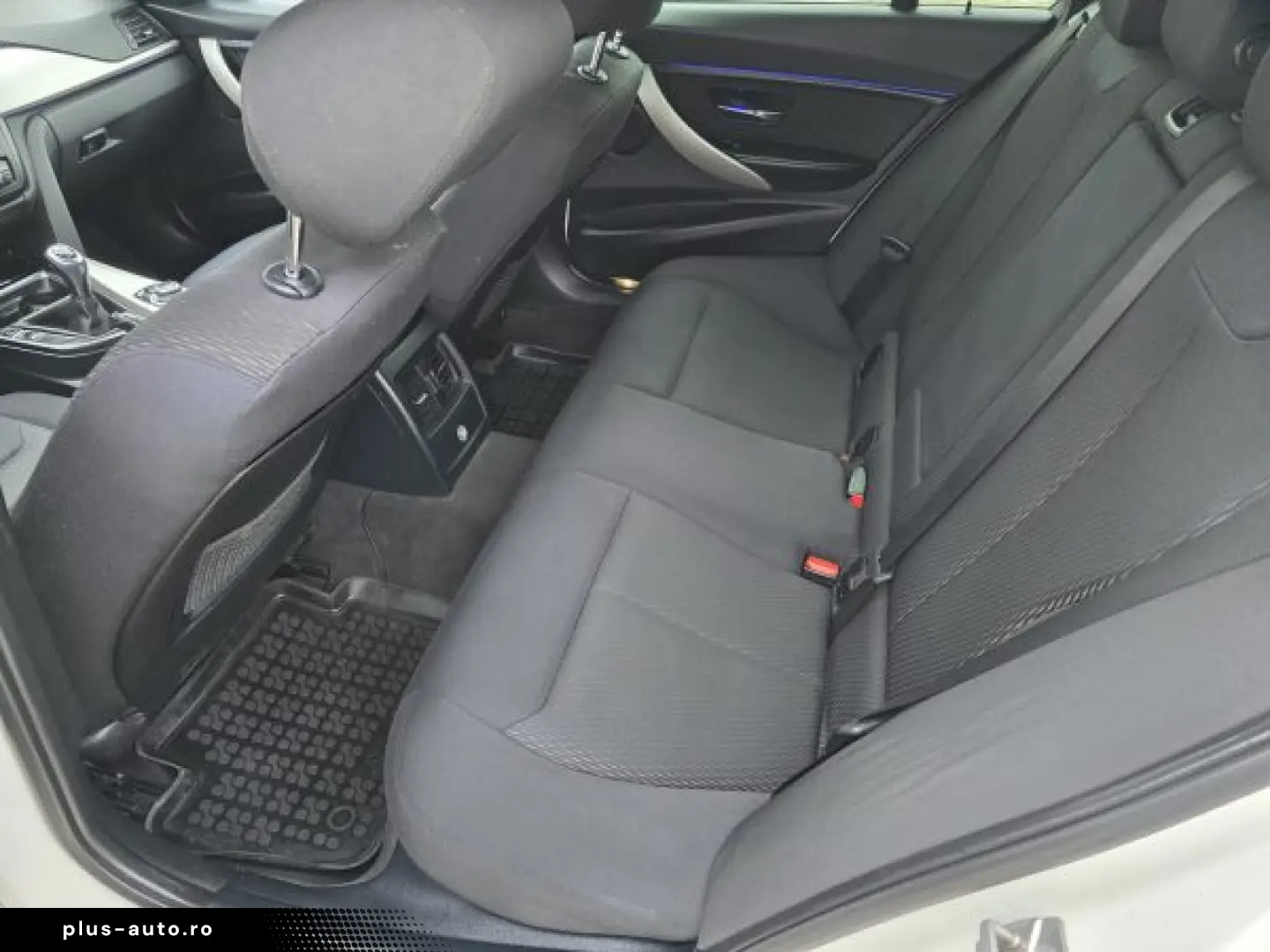 BMW SERIA 3   An 2014   Motor 2 0