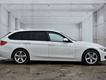 BMW SERIA 3   An 2014   Motor 2 0