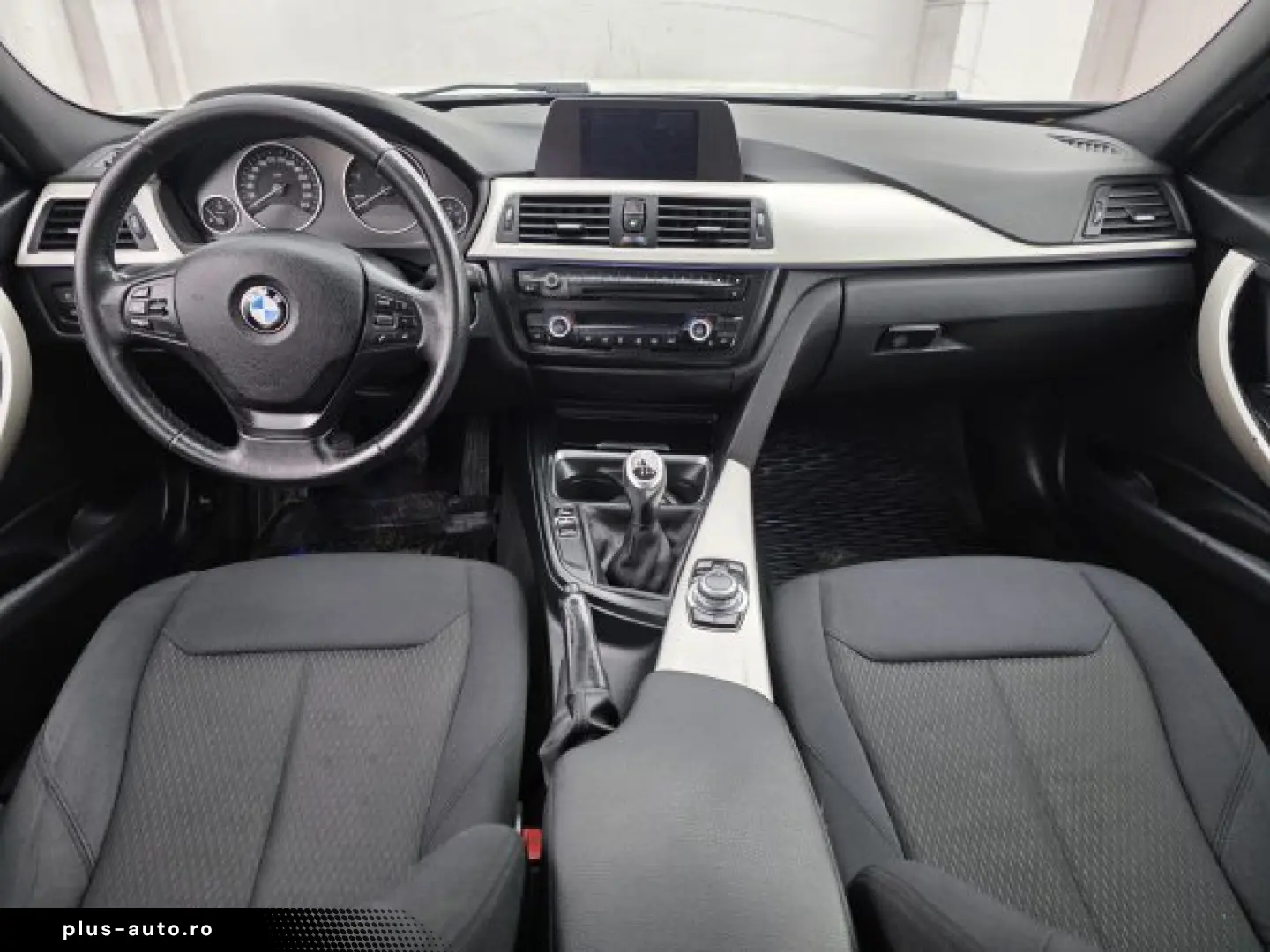 BMW SERIA 3   An 2014   Motor 2 0