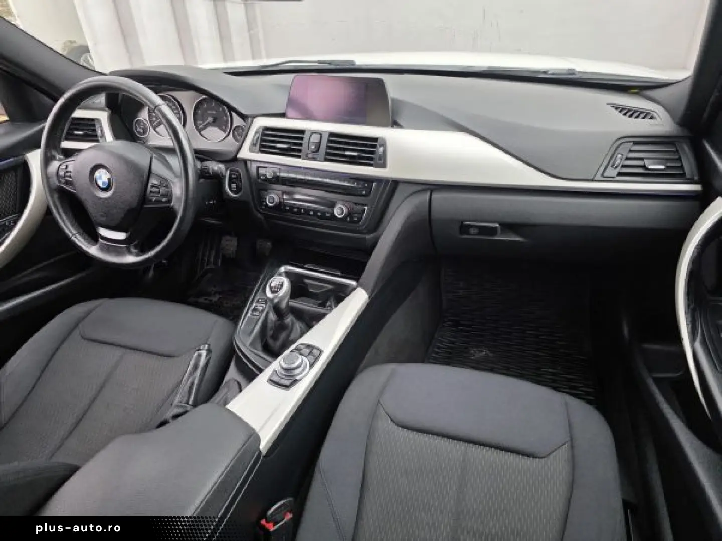 BMW SERIA 3   An 2014   Motor 2 0