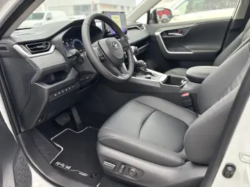 Toyota RAV4 2.5 HEV LUXURY AWD