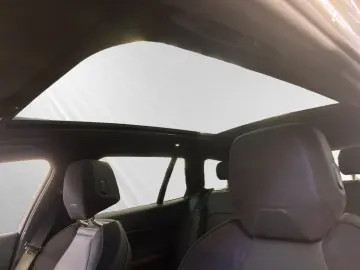 BMW 530e Touring M Sport AHK Pano Harman Kardon