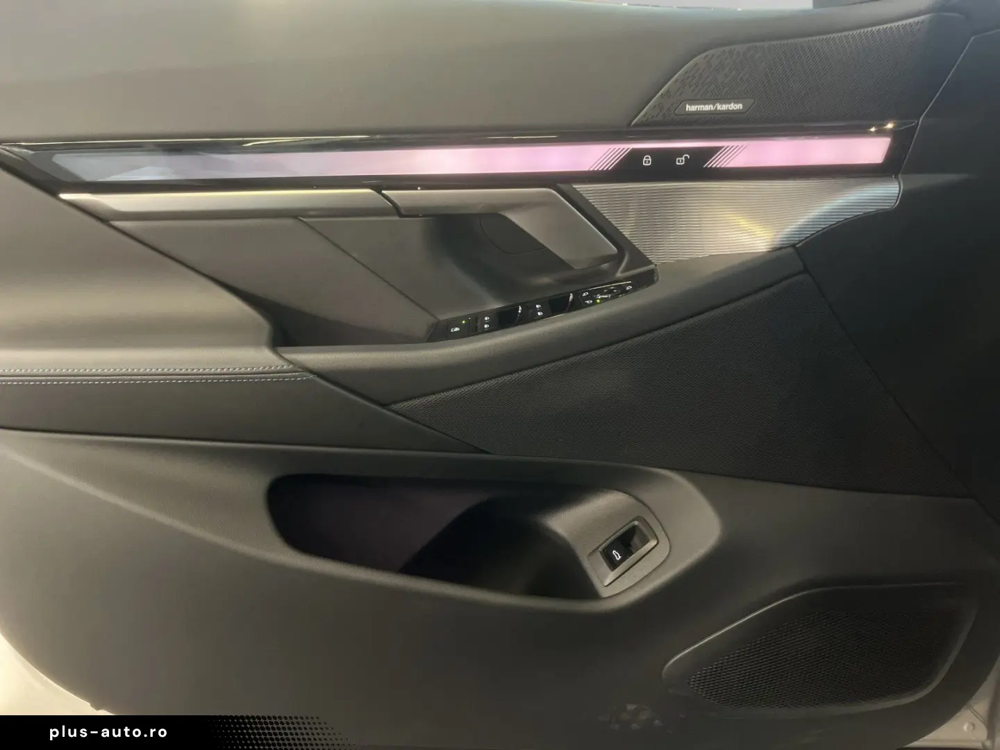 BMW 530e Touring M Sport AHK Pano Harman Kardon