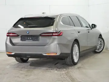 BMW 530e