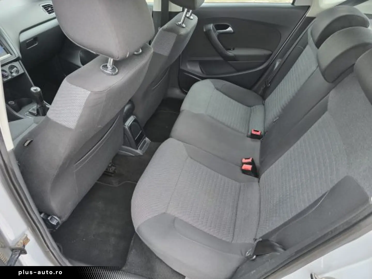 VW POLO   An 2010   Motor 1 2