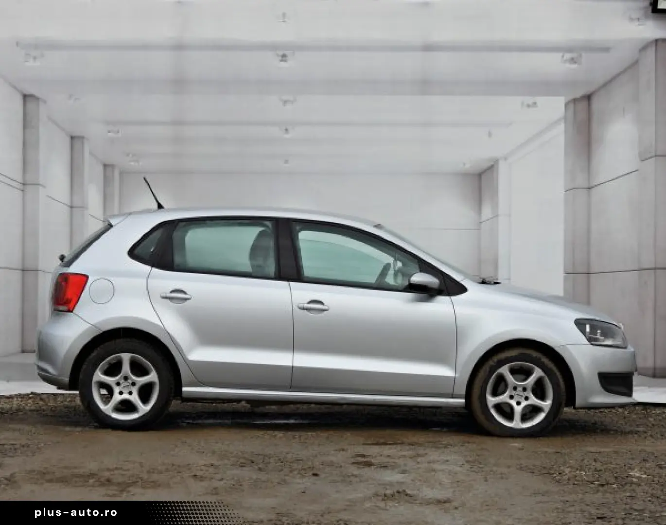 VW POLO   An 2010   Motor 1 2