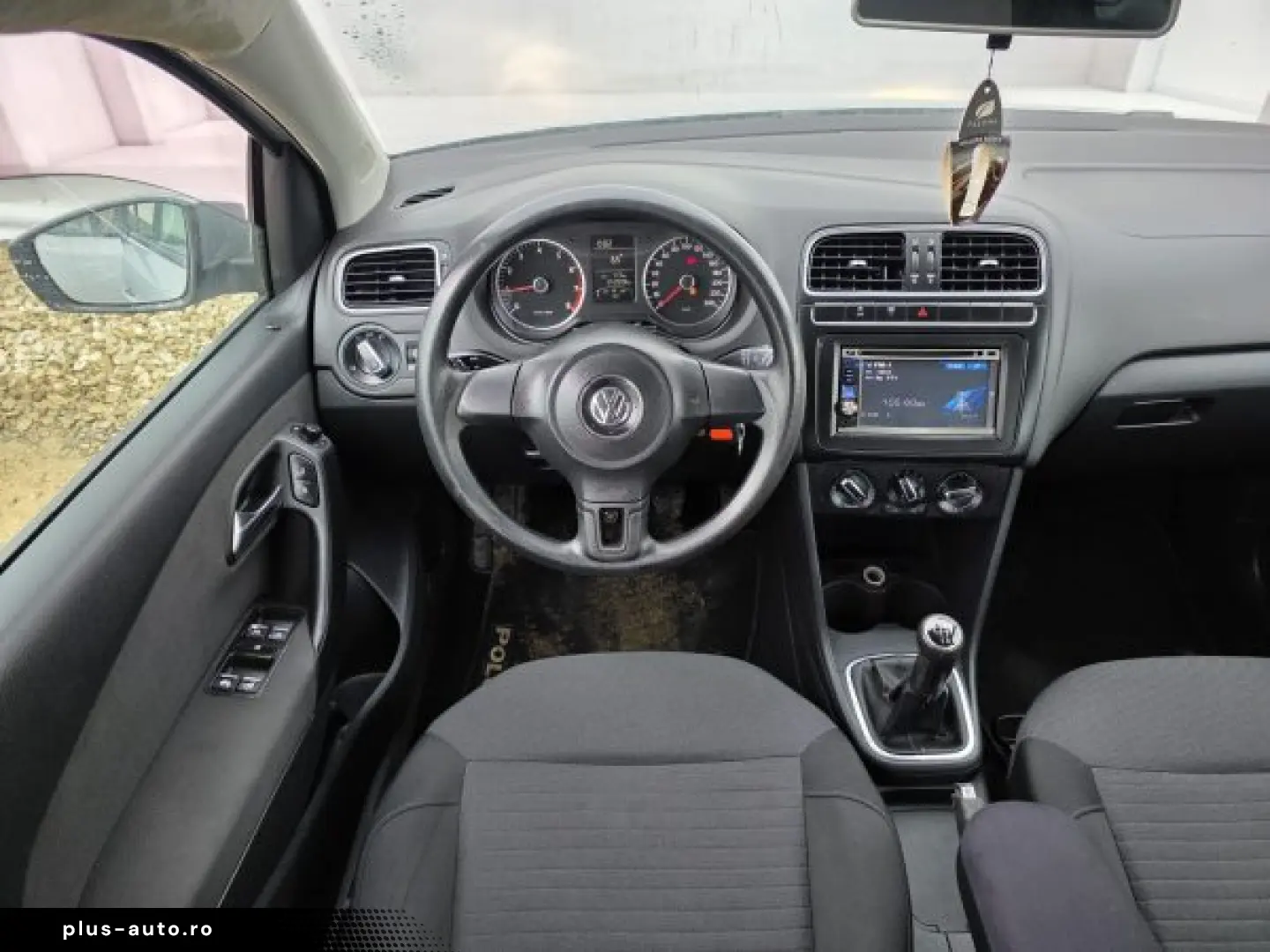 VW POLO   An 2010   Motor 1 2