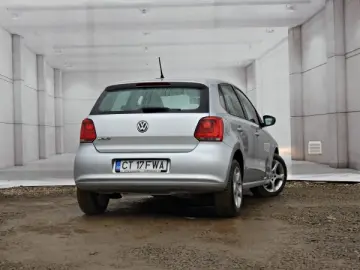 VW POLO   An 2010   Motor 1 2