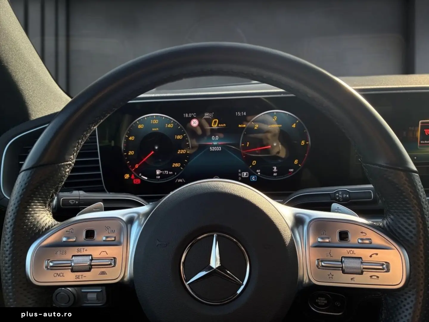 MERCEDES-BENZ GLE 400 d 4M AMG HUD AHK Airmatic Leder Night