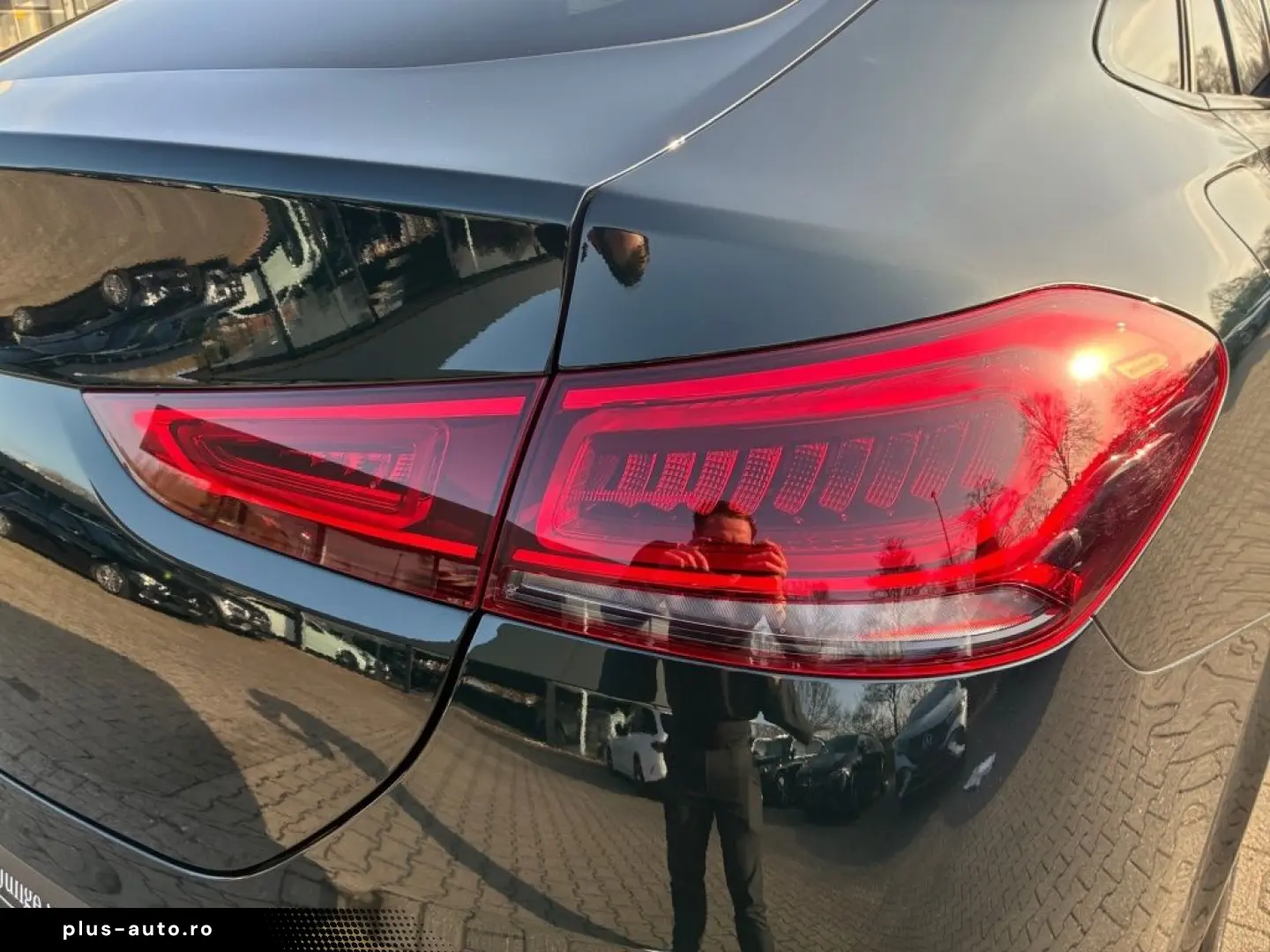 MERCEDES-BENZ GLE 400 d 4M AMG HUD AHK Airmatic Leder Night