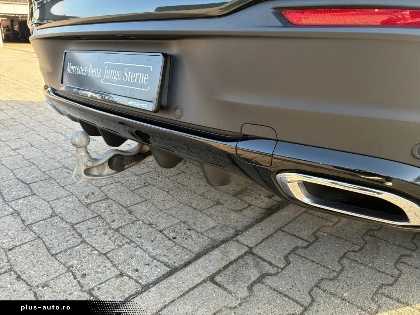 MERCEDES-BENZ GLE 400 d 4M AMG HUD AHK Airmatic Leder Night