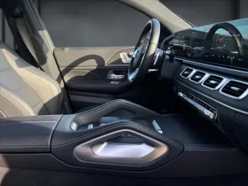 MERCEDES-BENZ GLE 400 d 4M AMG HUD AHK Airmatic Leder Night