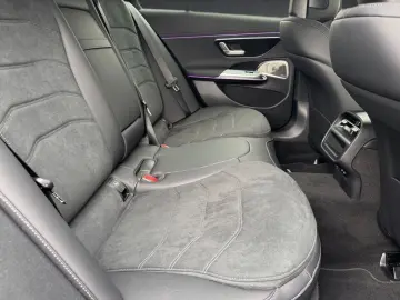 MERCEDES-BENZ E 300 e AMG  20''  Night  Pa&hellip;