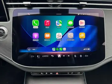 MERCEDES-BENZ E 300 e AMG  20''  Night  Pa&hellip;