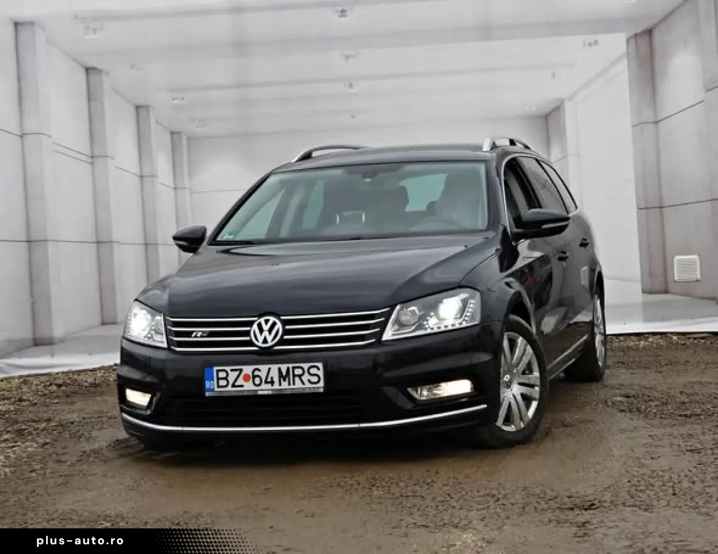 VW PASSAT   An 2013  R LINE  Motor 2 0 DIESEL