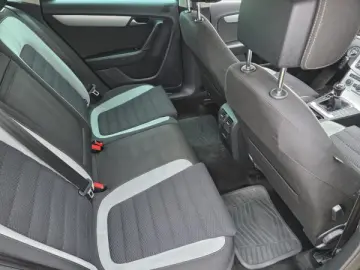 VW PASSAT   An 2013  R LINE  Motor 2 0 DIESEL