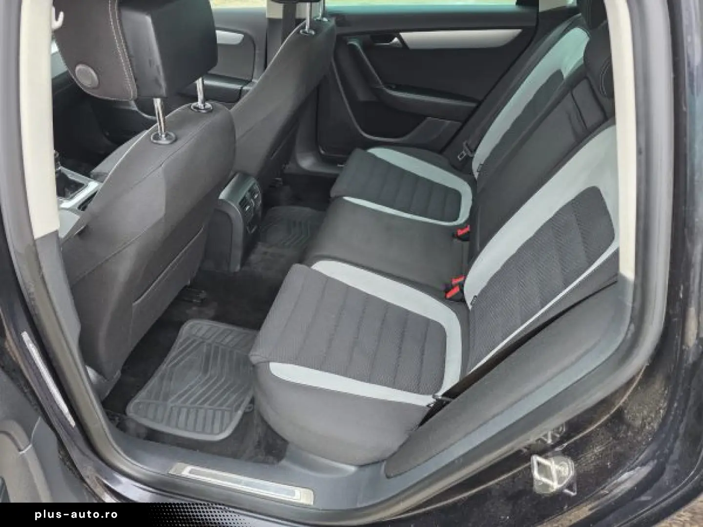 VW PASSAT   An 2013  R LINE  Motor 2 0 DIESEL