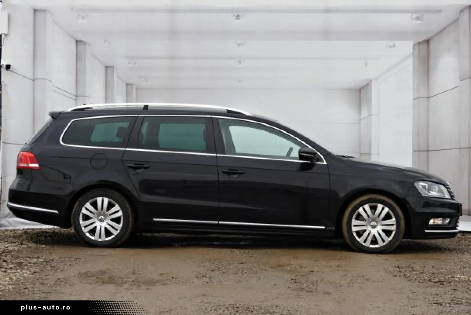 VW PASSAT   An 2013  R LINE  Motor 2 0 DIESEL