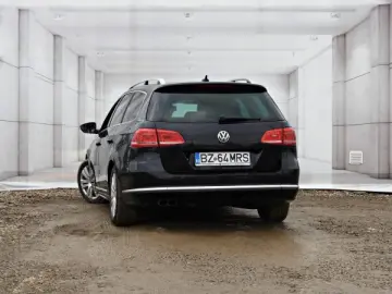 VW PASSAT   An 2013  R LINE  Motor 2 0 DIESEL