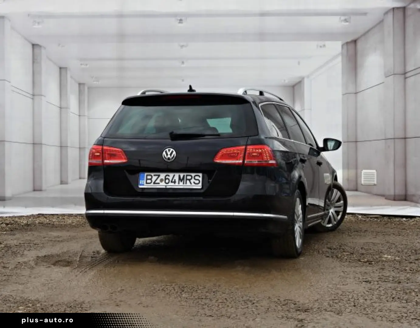 VW PASSAT   An 2013  R LINE  Motor 2 0 DIESEL