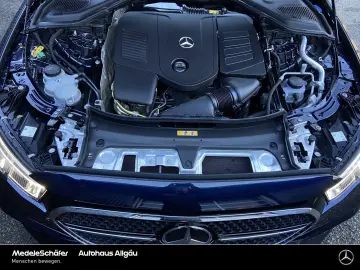 MERCEDES-BENZ E 300 e AMG LEDER Massage Pano Sitzklima 360